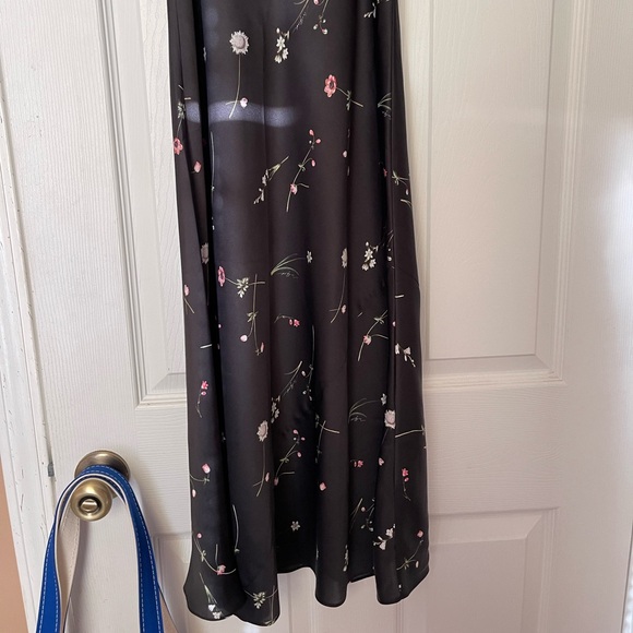 Wilfred Floral Slip Dress - Picture 4 of 8